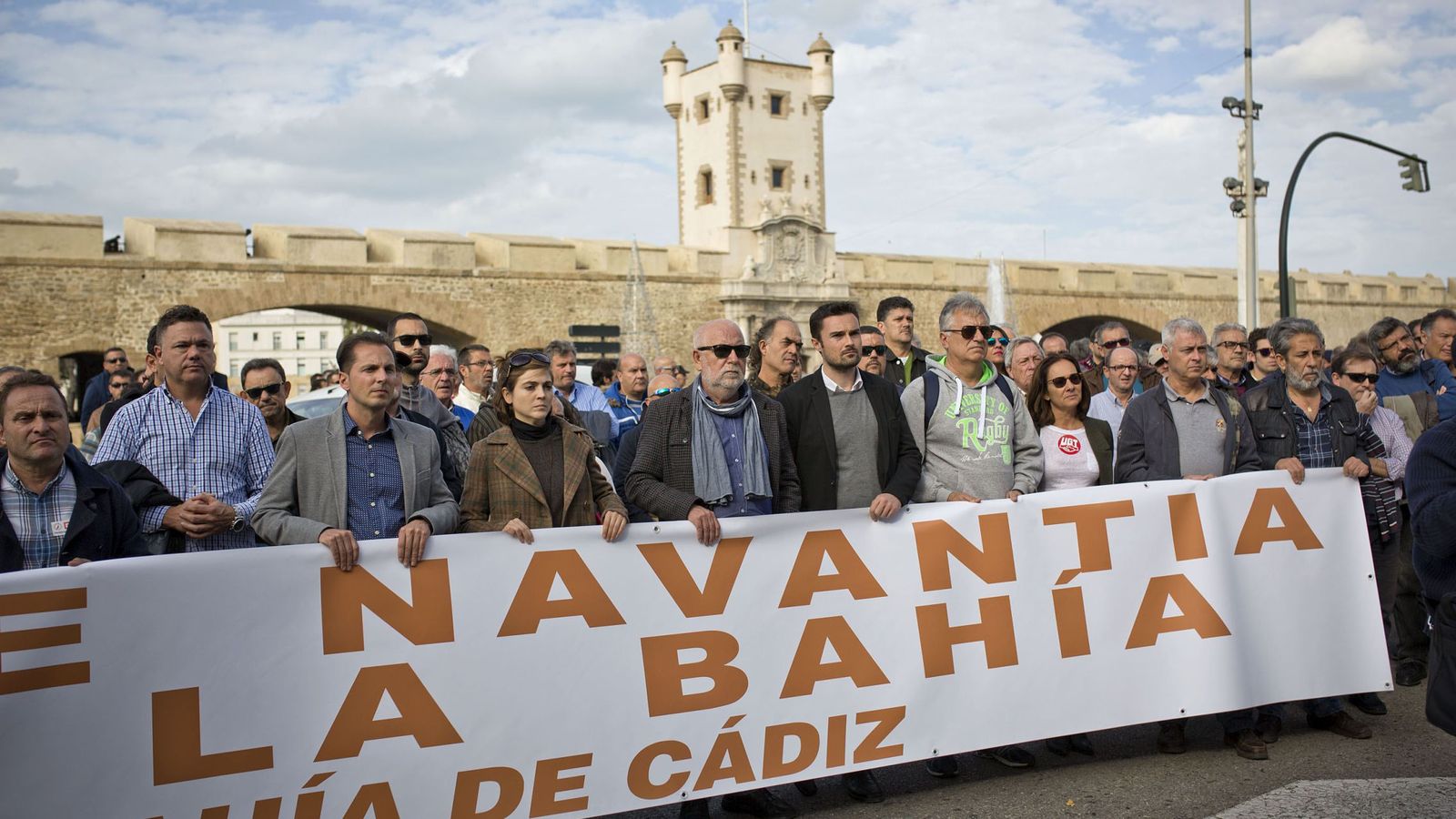 Foto: Manifestación de apoyo al sector en Cádiz. (EFE)