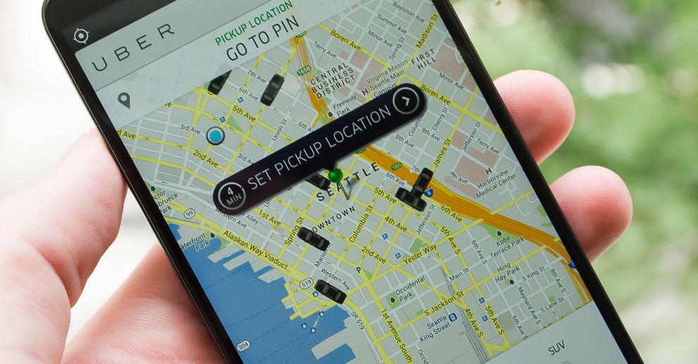 Uber se rebela contra el sector del taxi y empieza a poner wifi gratis en sus vehículos