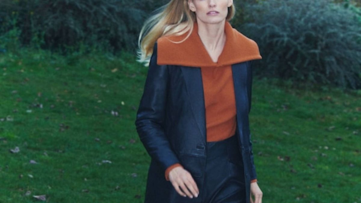 Vestido, jersey y bolso: esenciales de la nueva colección de Massimo Dutti que necesitas