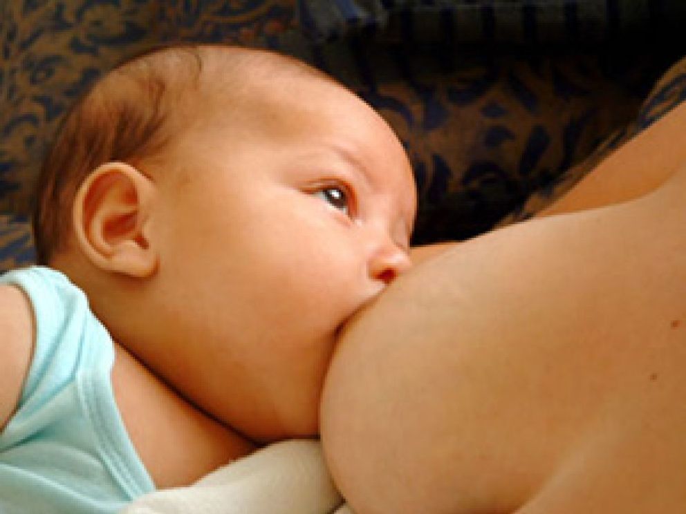 Foto: Los farmacéuticos recomiendan la leche materna como el mejor alimento para el recién nacido