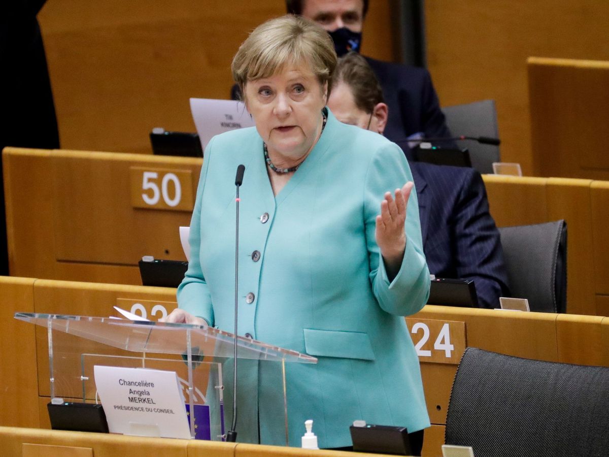 Foto: La canciller alemana, Angela Merkel, en el Parlamento Europeo. (EFE)