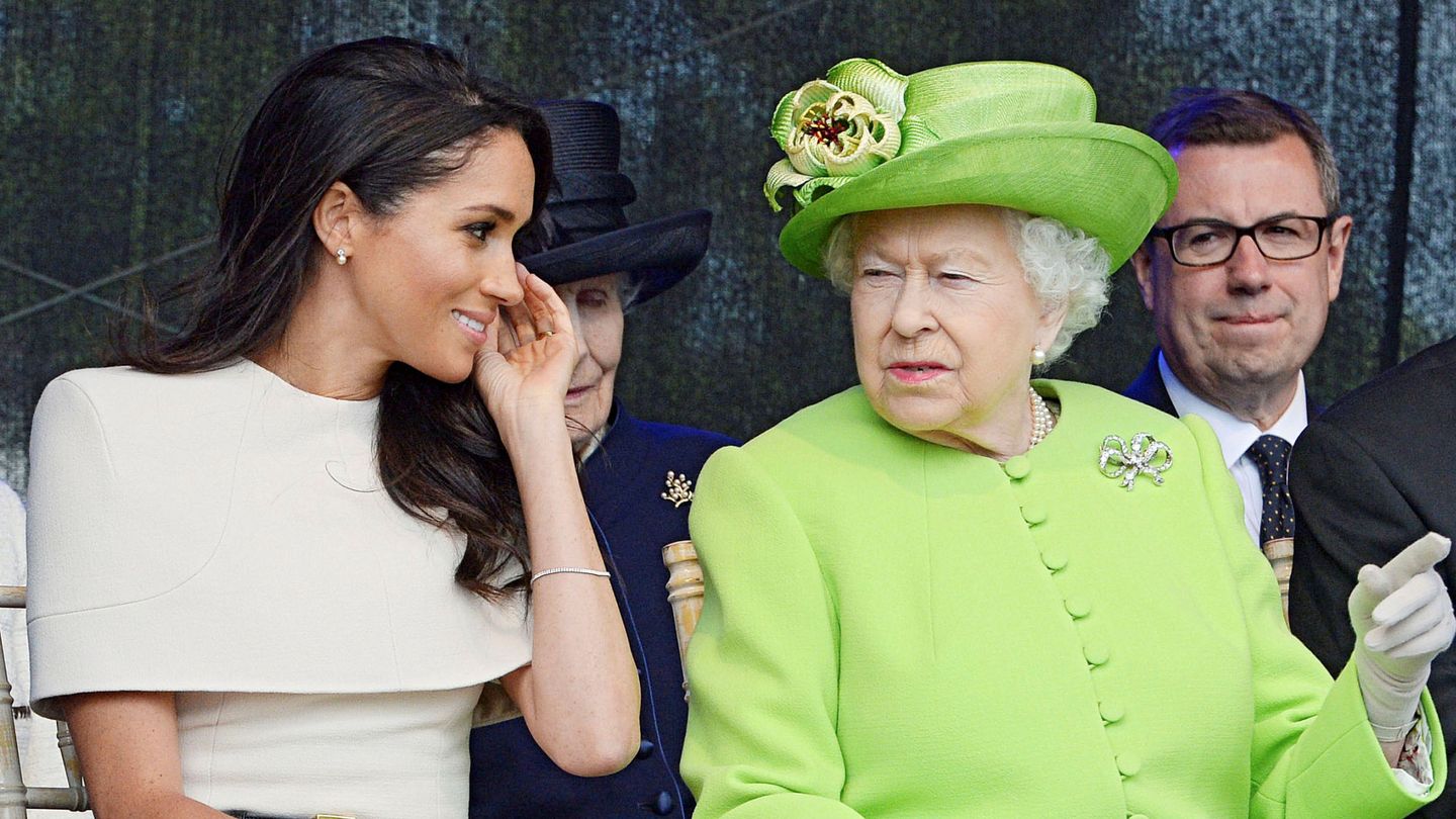 Meghan Markle, con la reina Isabel en 2018. (Reuters)