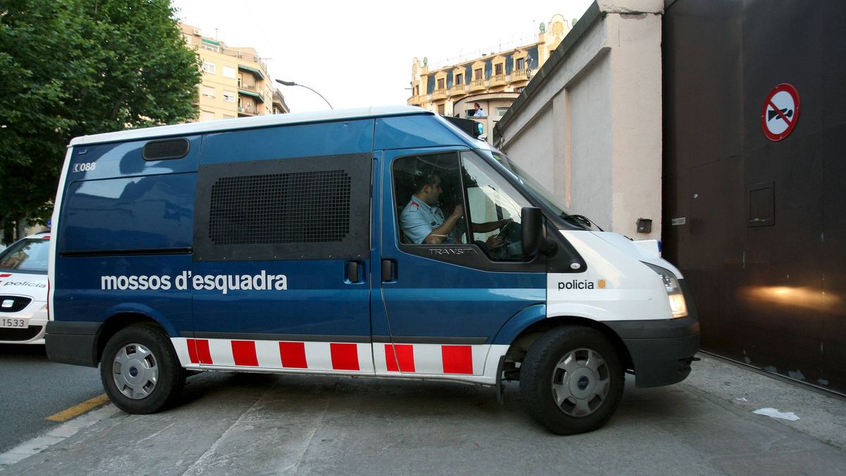 Detienen a un hombre acusado de matar a su mujer en Sant Adrià de Besós (Barcelona)