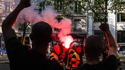 Queman un instituto en Nantes en la tercera jornada de protestas de estudiantes en Francia