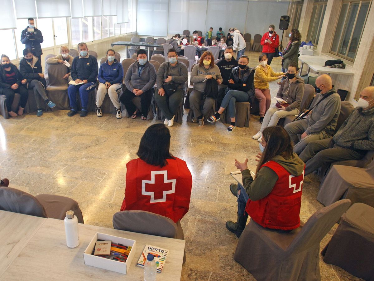 Foto: Cruz Roja Alicante presta atención psicológica a los refugiados ucranianos. (EFE/Morell)