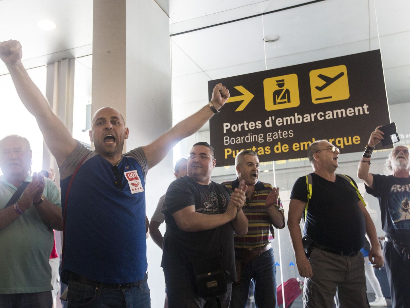 Los huelguistas han aplazado los paros tras el atentado en las Ramblas de Barcelona. (EFE)