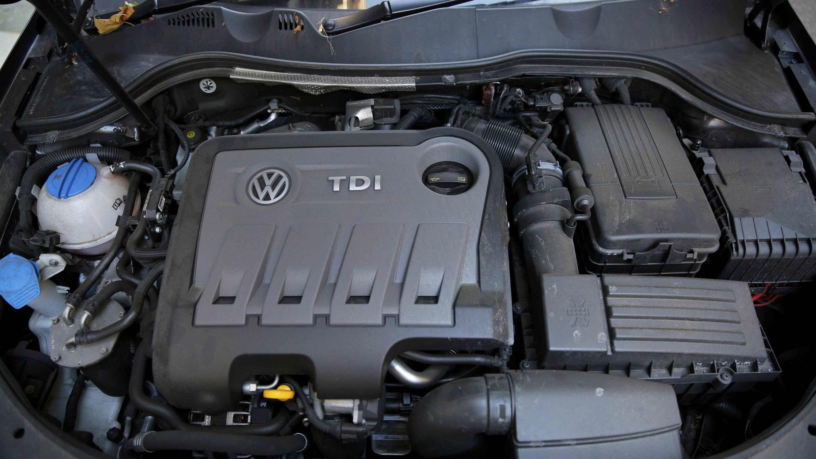 Foto: El motor diésel de un Volkswagen Passat TDI. (Reuters)