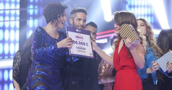 Foto: Amaia recoge el premio en la final de Operación Triunfo.