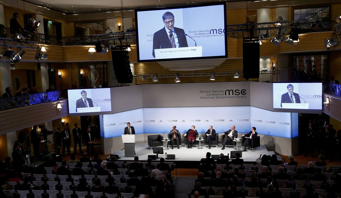 El fundador de Microsoft, Bill Gates, imparte una charla en Munich. (Reuters)