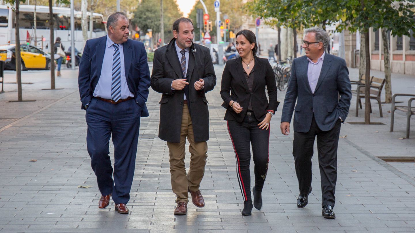 De izquierda a derecha, Jordi Cerezuela, Ramon Espadaler, Olga Ortiz y Ignasi Rafel, parte de la cúpula de Units per Avançar. (David Brunat)