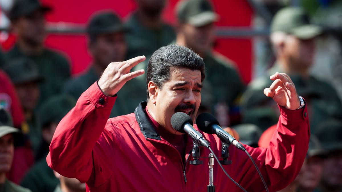 Maduro desplegará tropas y un sistema de misiles en la frontera con Colombia