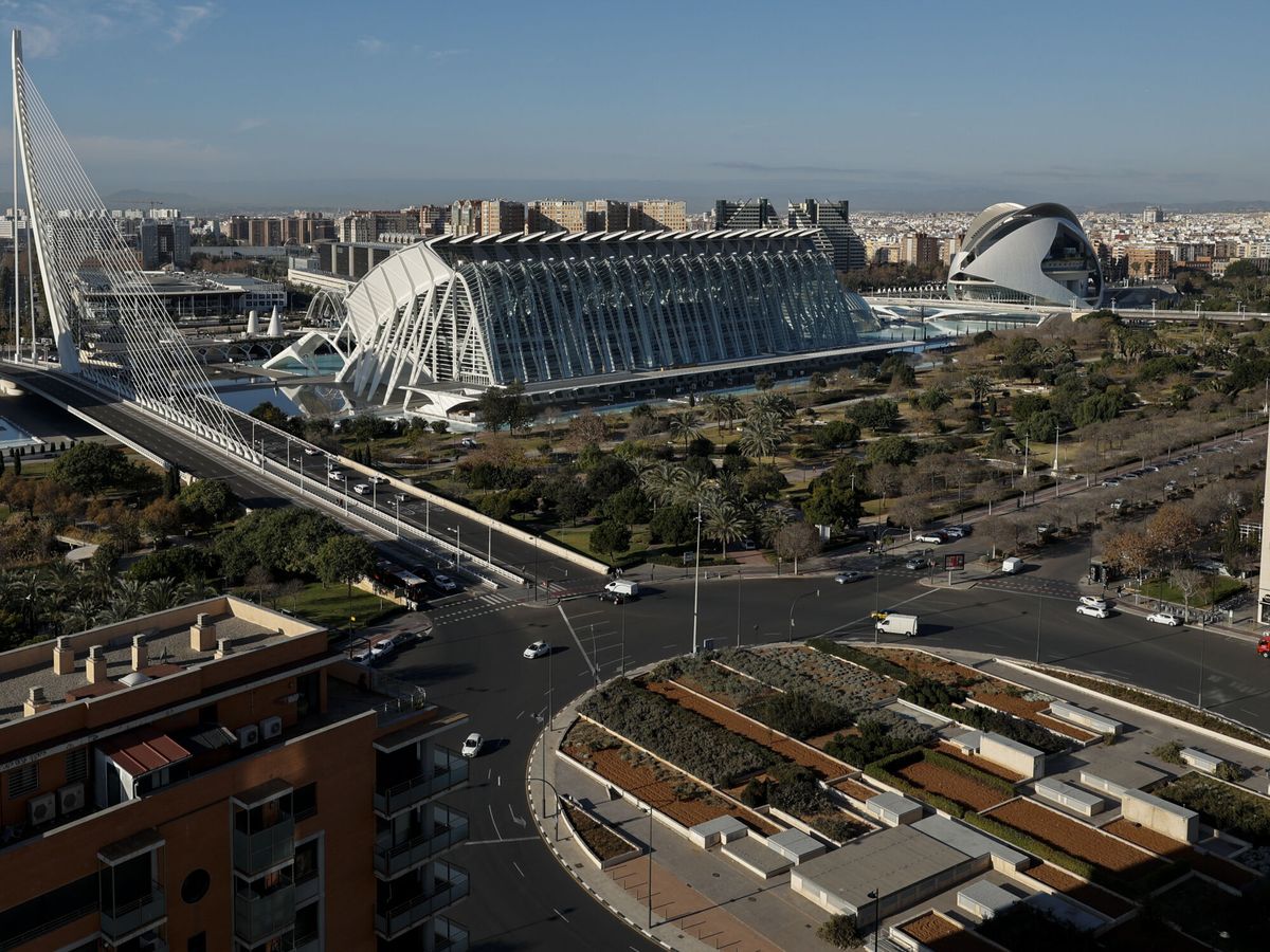 Foto: Valencia capital ha sido elegida como la mejor ciudad del mundo para jubilarse. (EFE/Biel Aliño)
