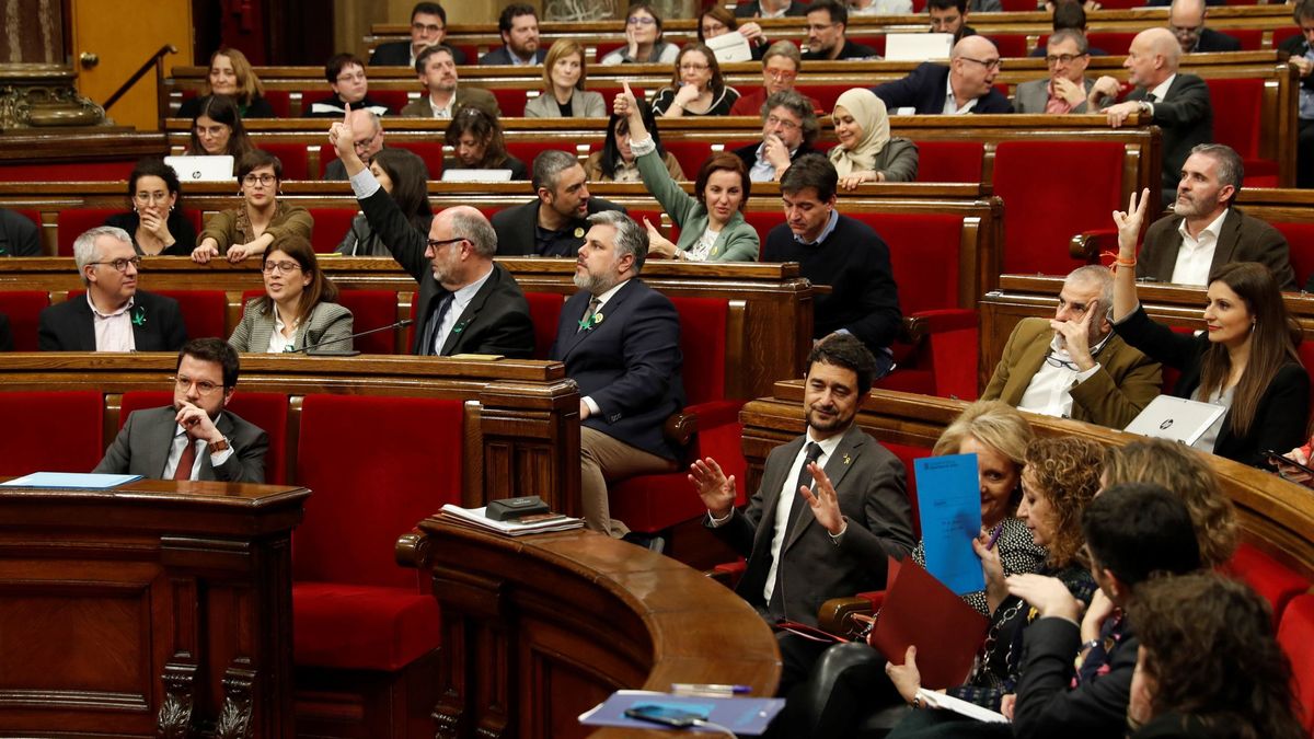 Los diputados del Parlament donarán el 25% del sueldo de abril para combatir el Covid-19