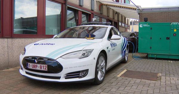 Foto: El Tesla 3 de la policía belga (Zaventem Police)