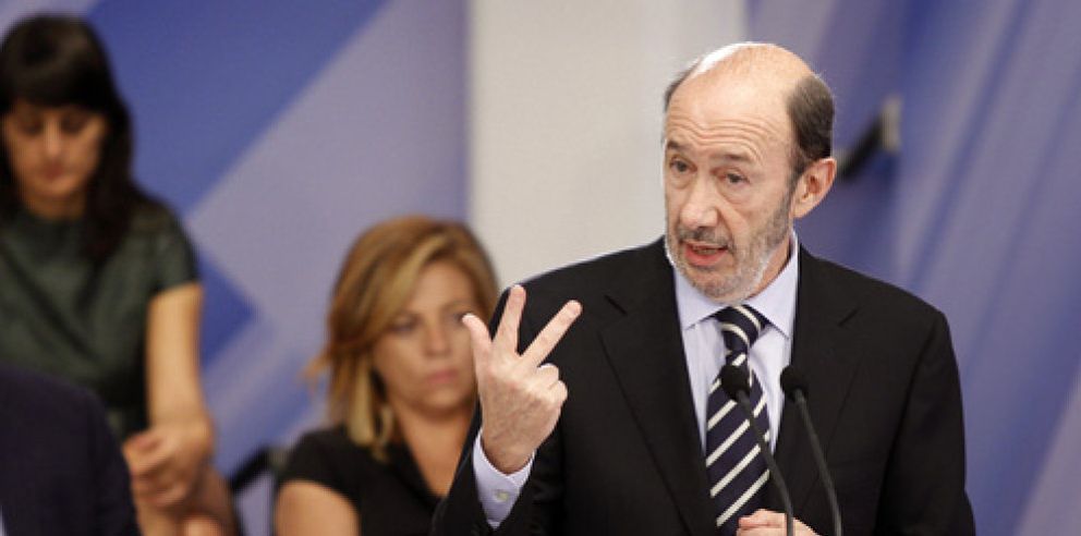 Foto: Rubalcaba se contagia del 'estilo Rajoy' y evita detallar sus nuevos impuestos en el programa
