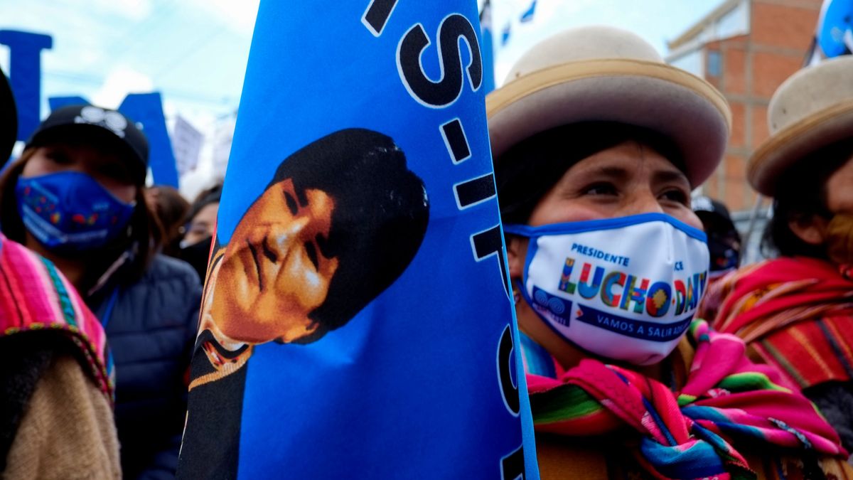 Bolivia vota sin Evo Morales un año después con miedo a otra crisis institucional