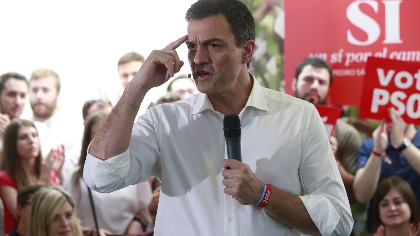 Foto: Pedro Sánchez en un acto electoral. (EFE)