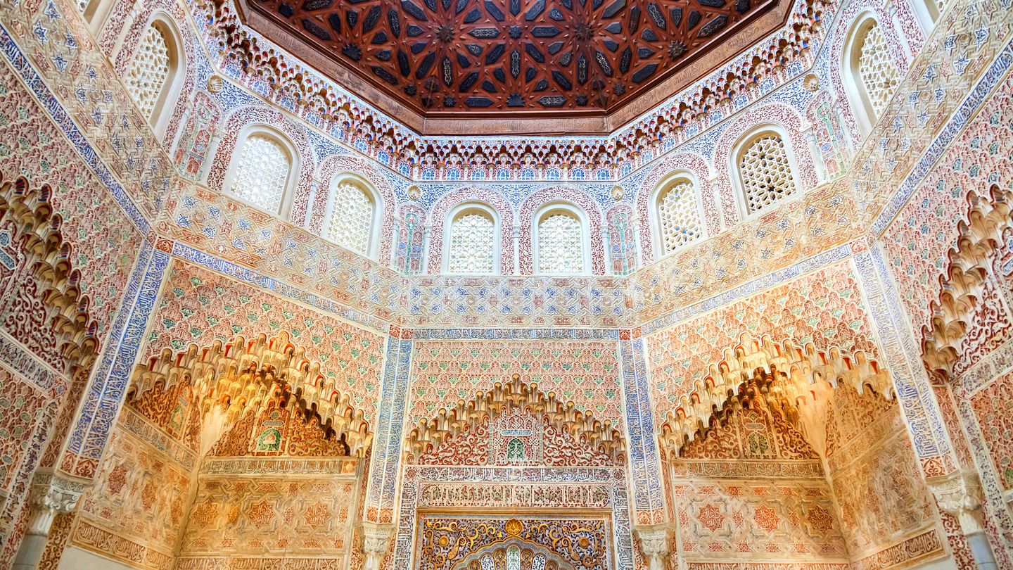 Interior de la Madraza en Granada.