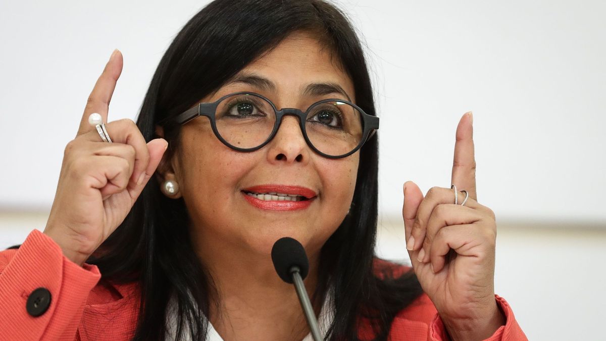 Delcy Rodríguez acusa a la derecha española de doble moral por el apoyo a Guaidó