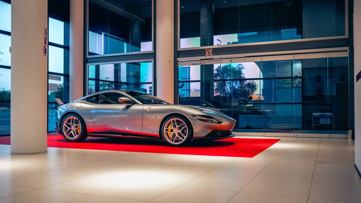 Ferrari permitirá comprar sus coches con criptomonedas en Europa desde julio