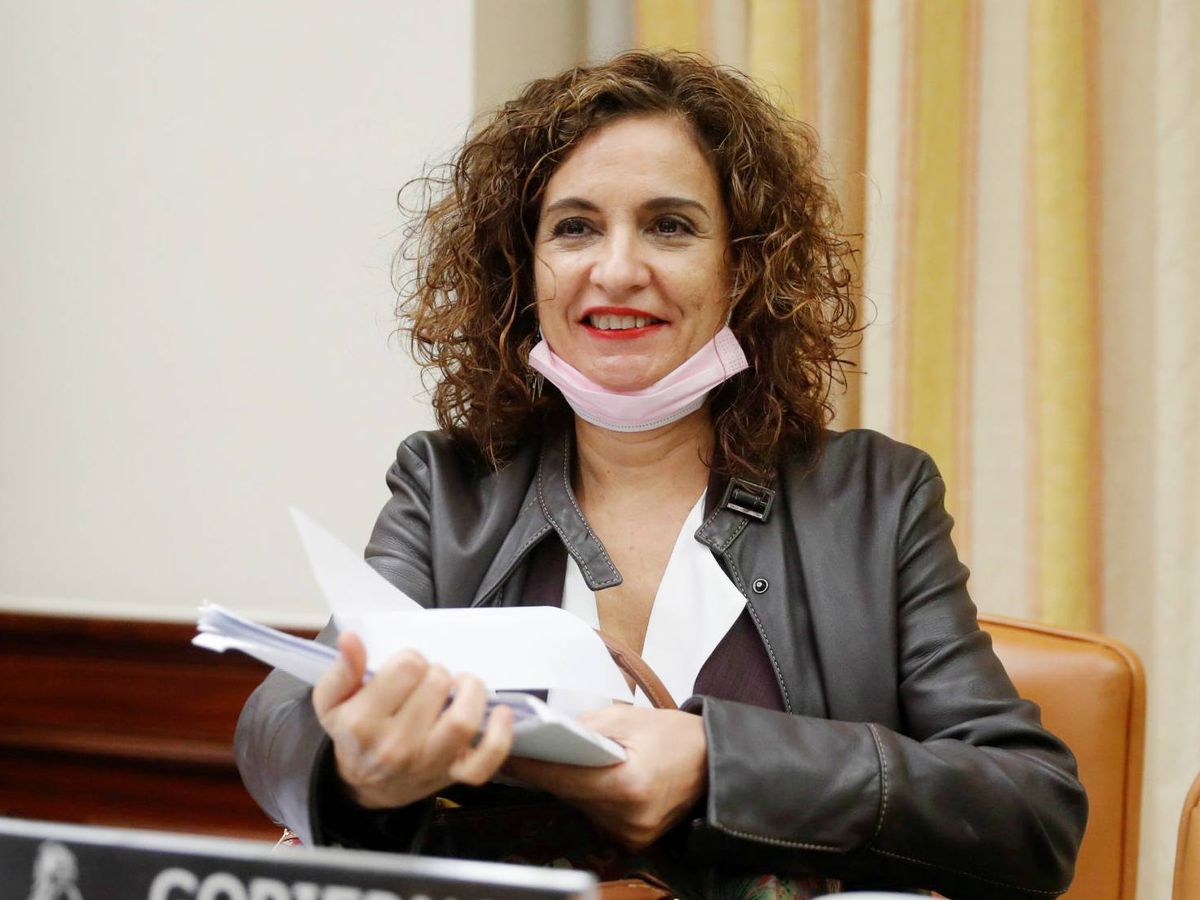 Foto: La ministra de Hacienda, María Jesús Montero, en el Congreso. (EFE)