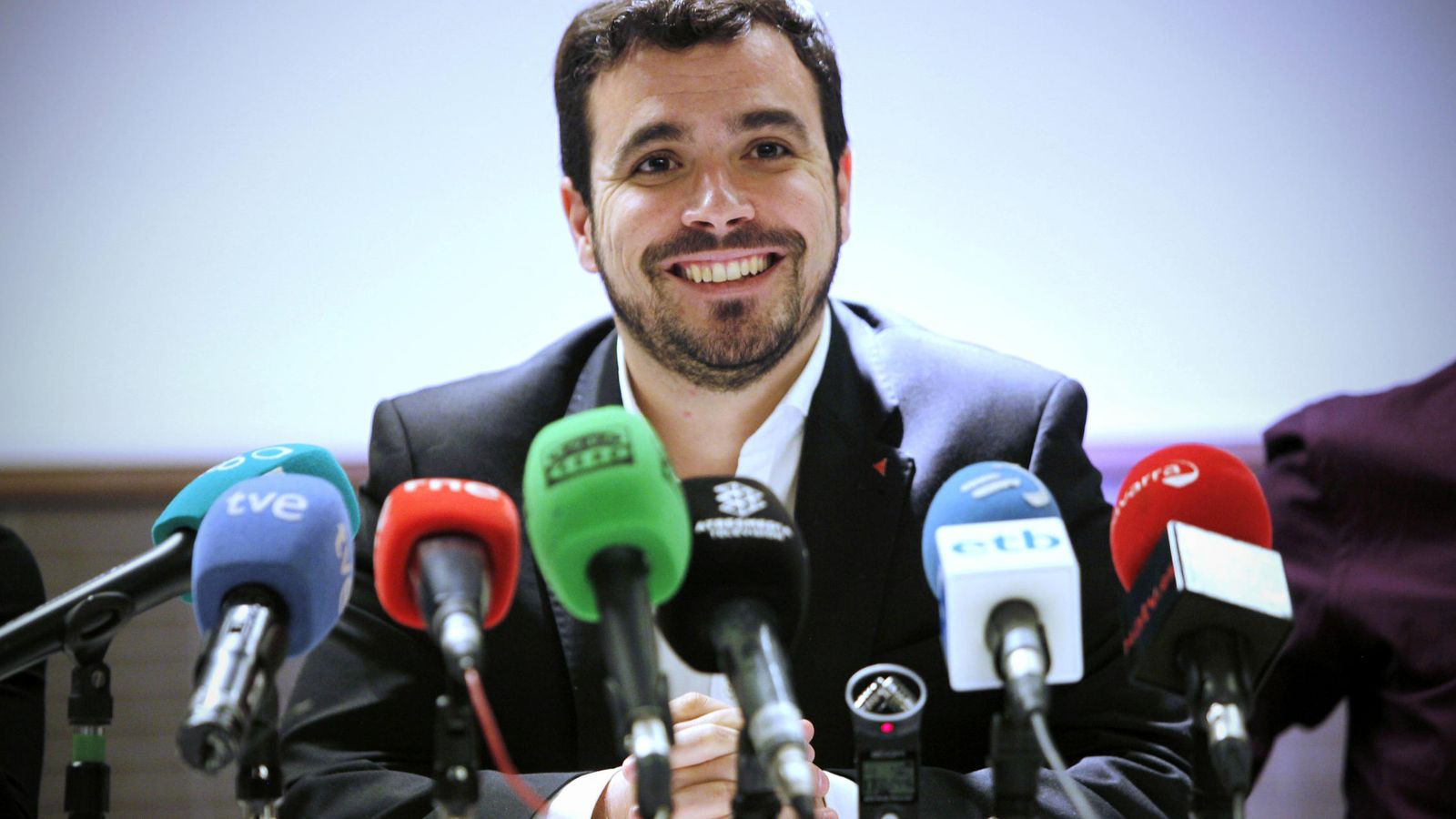 Foto: El candidato de IU-Unidad Popular a la presidencia del Gobierno, Alberto Garzón (EFE)