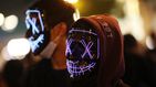 Los manifestantes de Hong-Kong se saltan la ley anti máscaras por Halloween