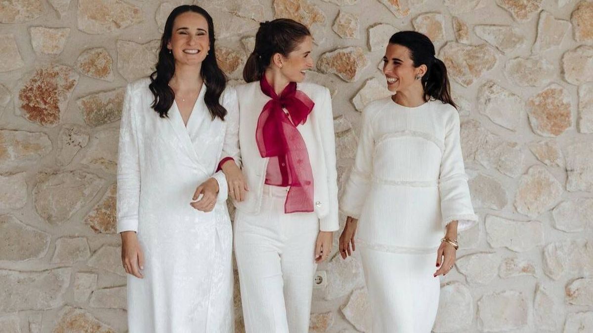 El vestido blanco que Laura Corsini llevó en el bautizo de su hijo, a la venta para invitadas
