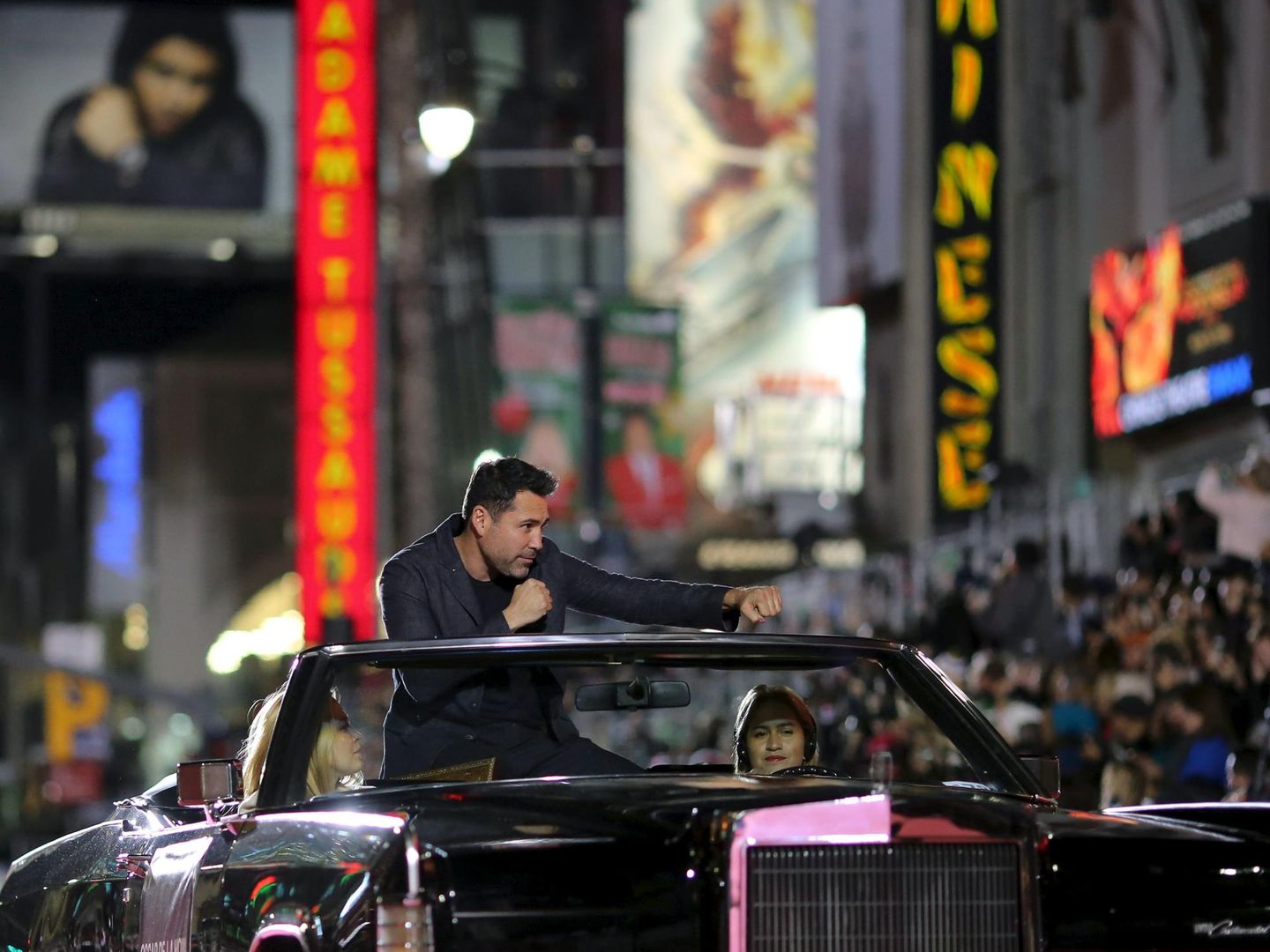 Óscar De La Hoya, durante un desfile en Hollywood, en su California natal (Reuters/David McNew)