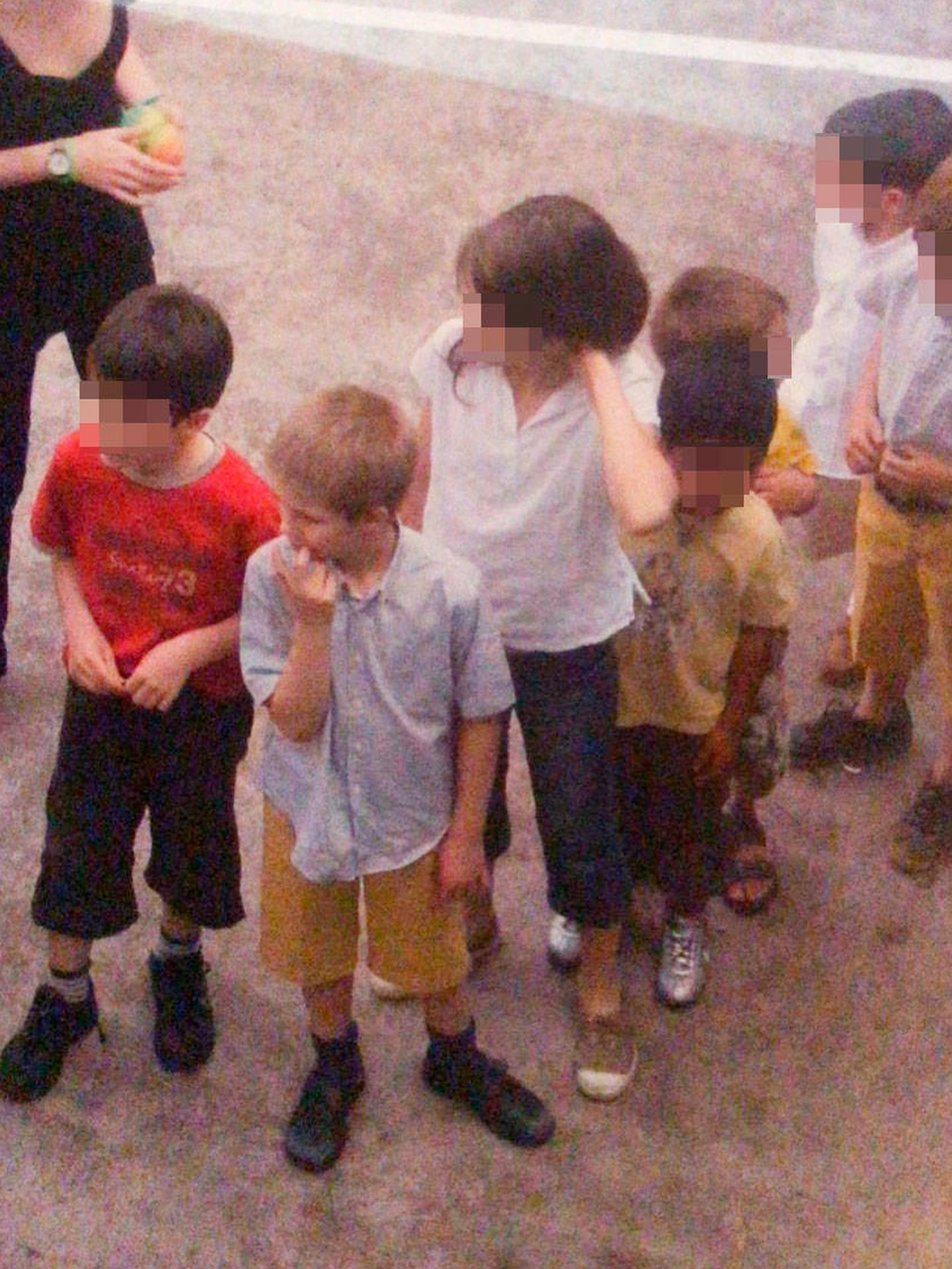 Juan Urdangarin, de pequeño, en una fiesta. (Vanitatis)