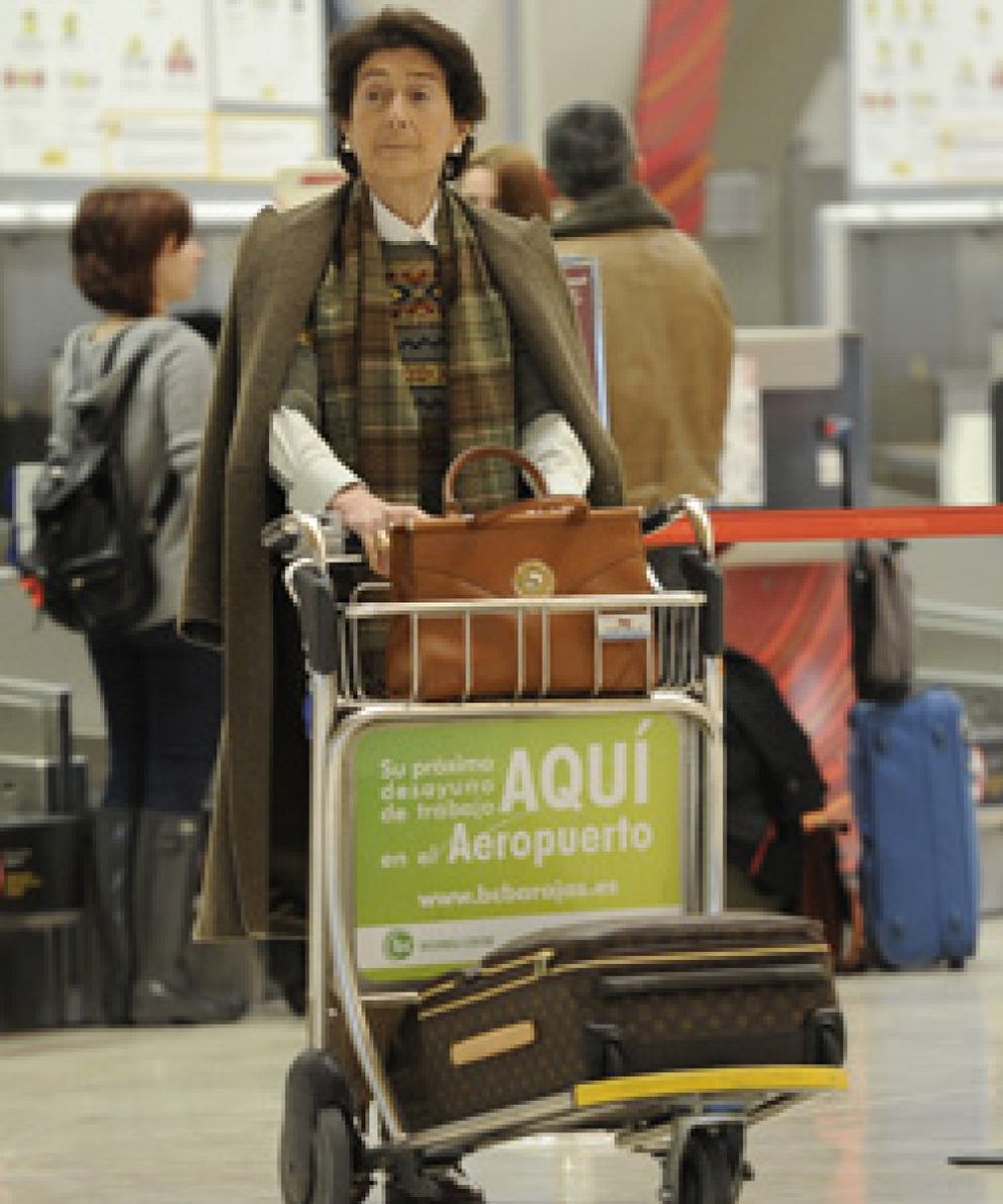 Foto: La mujer de Botín, en business y escasa de equipaje