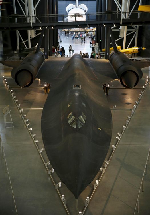 Un Lockheed SR-71 Blackbird en el Smithsonian National Air and Space Annex Museum de Chantilly, Virginia.