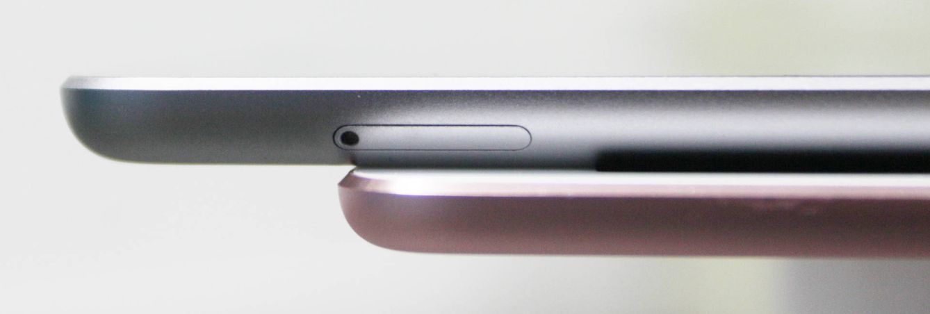 El nuevo iPad es algo más grueso aunque la diferencia es casi imperceptible. (Enrique Villarino)