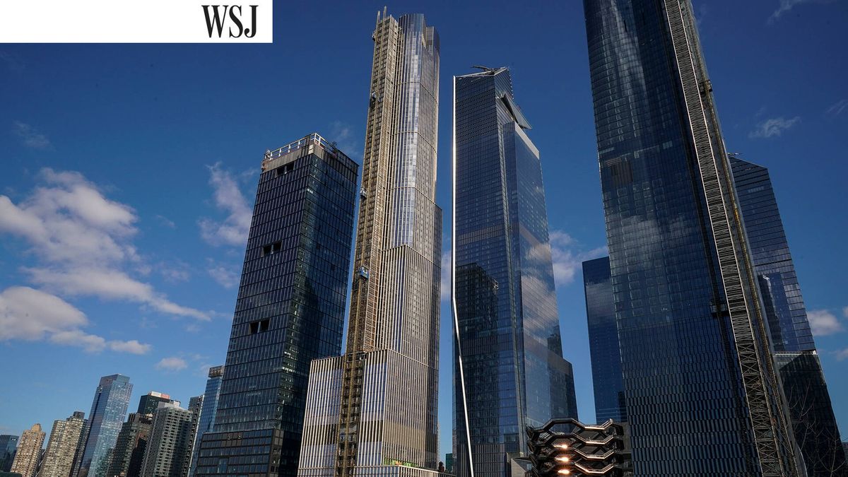 La torre de lujo construida para la élite neoyorquina sigue estando medio vacía