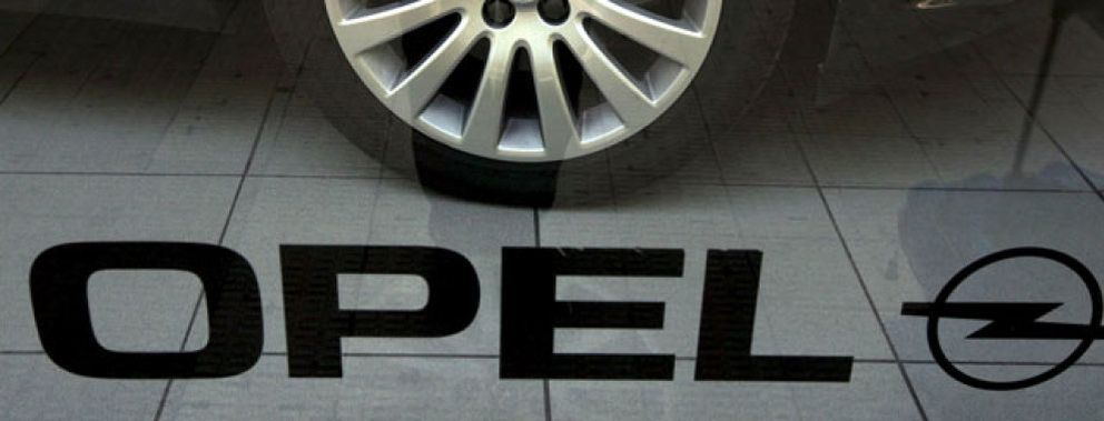 Foto: Los trabajadores Opel en España aprueban el plan de Magna