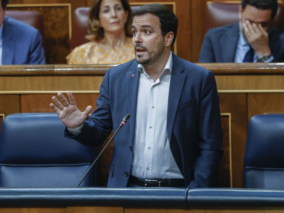 Foto: Alberto Garzón interviene en el Congreso. (EFE/Javier Lizón)