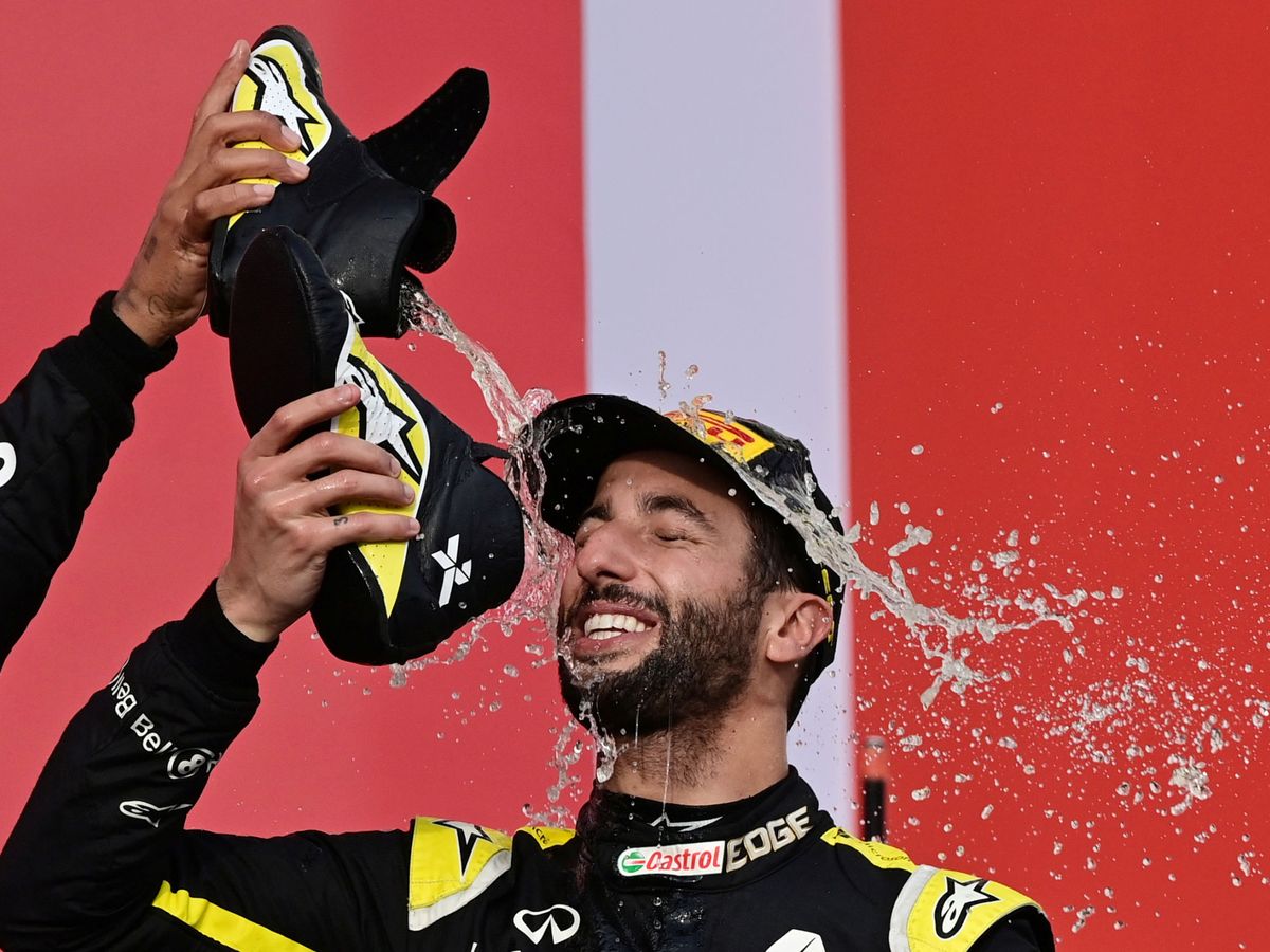 Foto: Ricciardo volvió a hacer su mítica celebración con la bota. (Reuters)