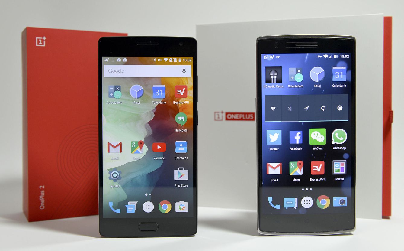 OnePlus 2 (izquierda) y OnePlus (derecha). (Fotografía: Zigor Aldama)