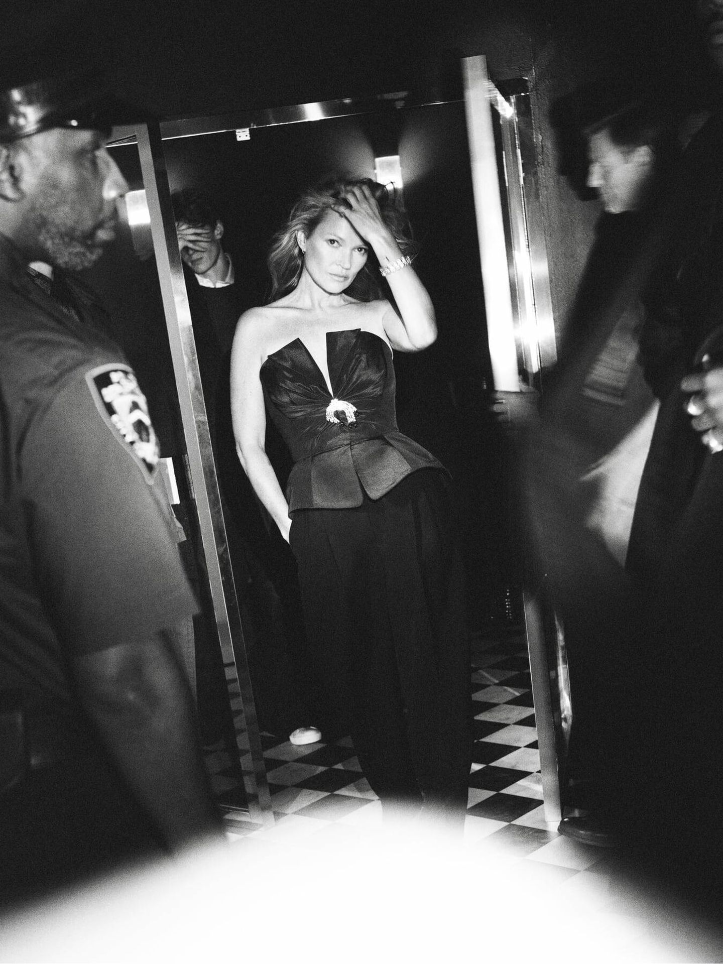 Kate Moss posando para la nueva colección de Zara. (Cortesía)