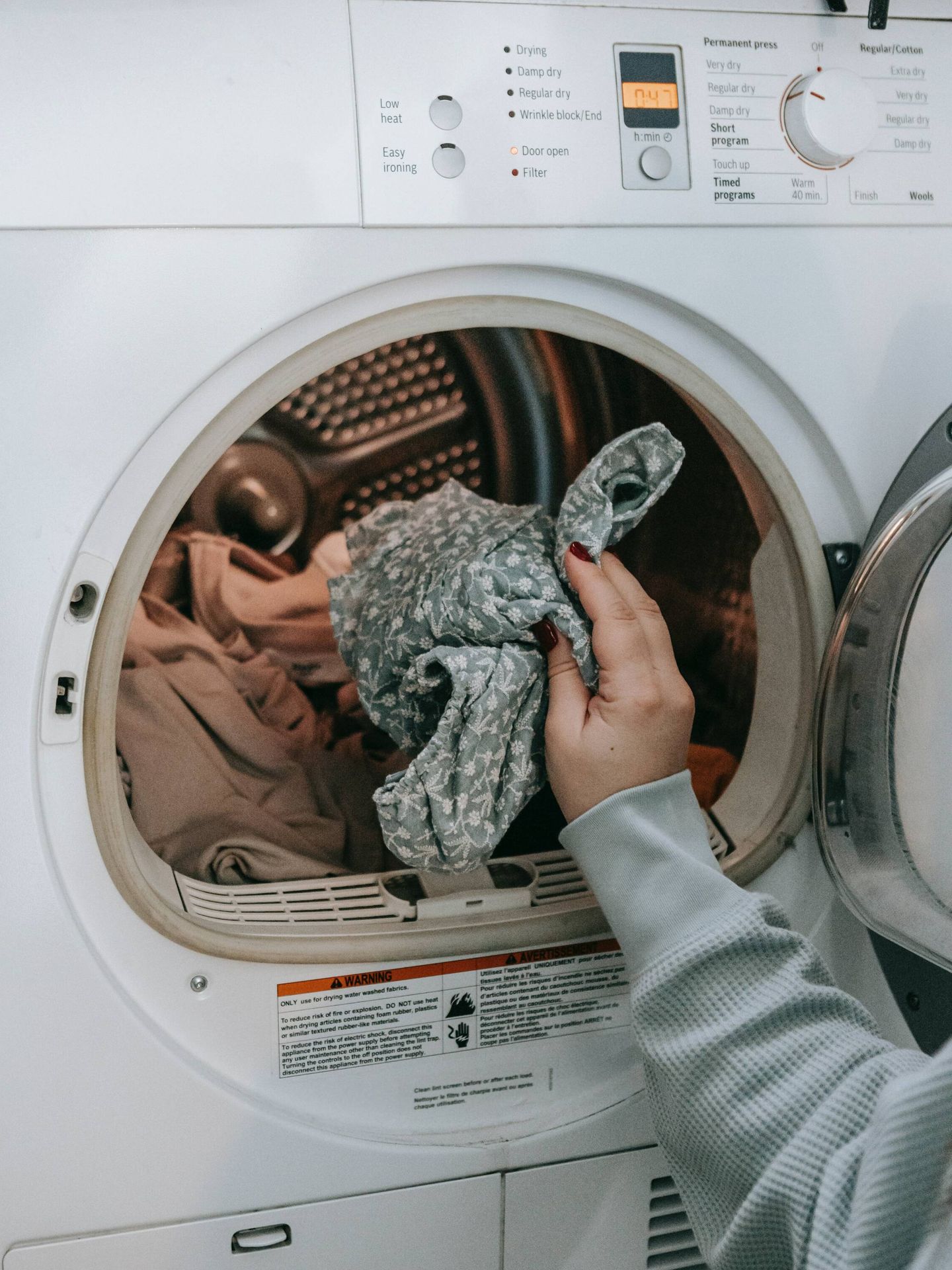Ficha este truco para limpiar la goma de la lavadora de una manera sencilla. (Pexels/Sarah Chai)