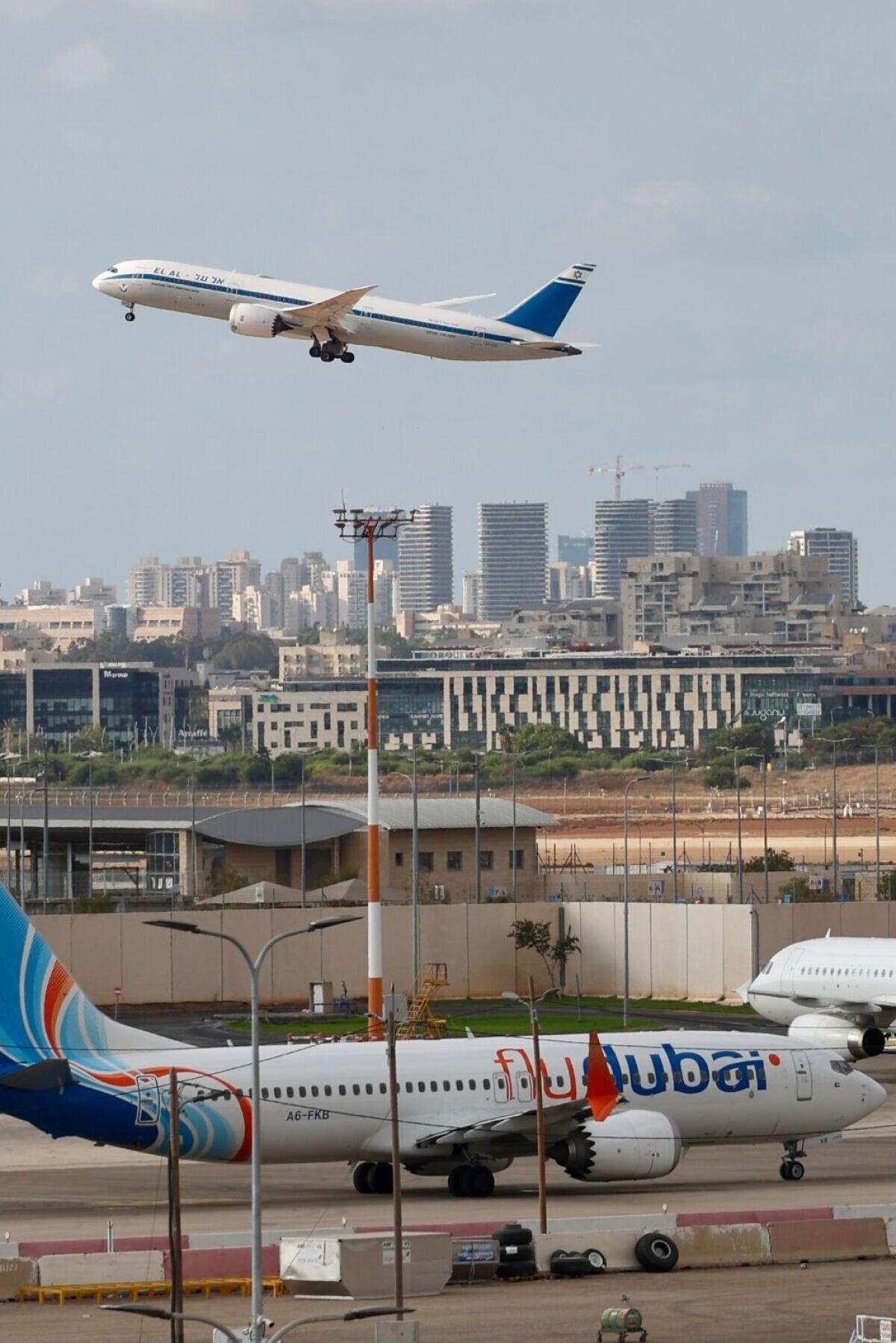 Foto de Detenido el presunto atacante del vuelo de Flydubai que intentó estrellar el avión rumbo a Tel Aviv
