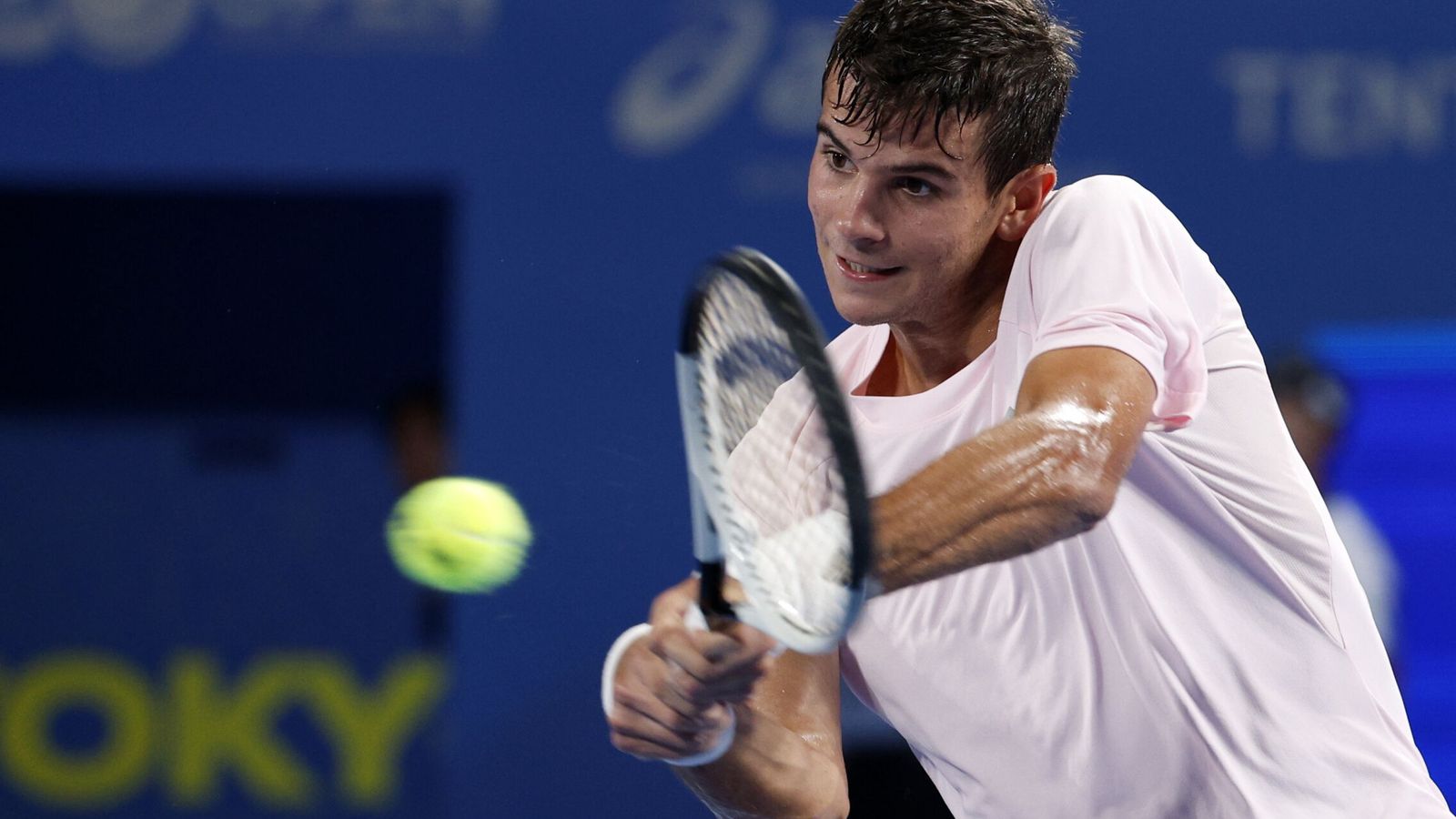 Jódar remonta ante el argentino Tirante en su debut en el Masters de Shanghái (4-6, 6-2 y 6-3)