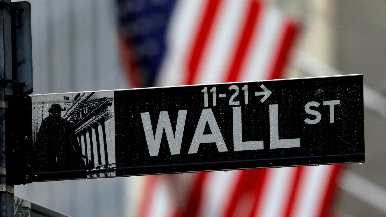 Wall Street sufre sus mayores pérdidas en 20 años tras otro mes de tensión en las bolsas