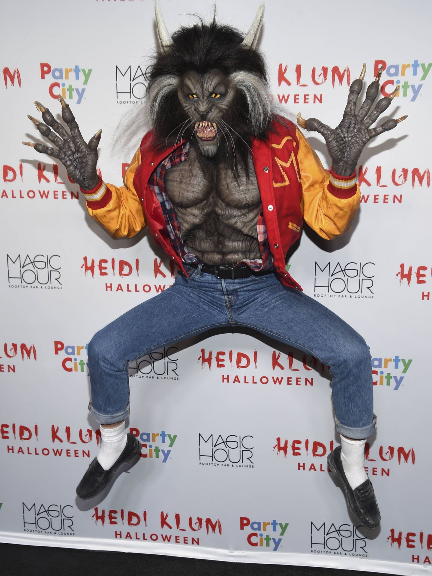 Heidi Klum, en la versión licántropa de Michael Jackson en Halloween 2017.