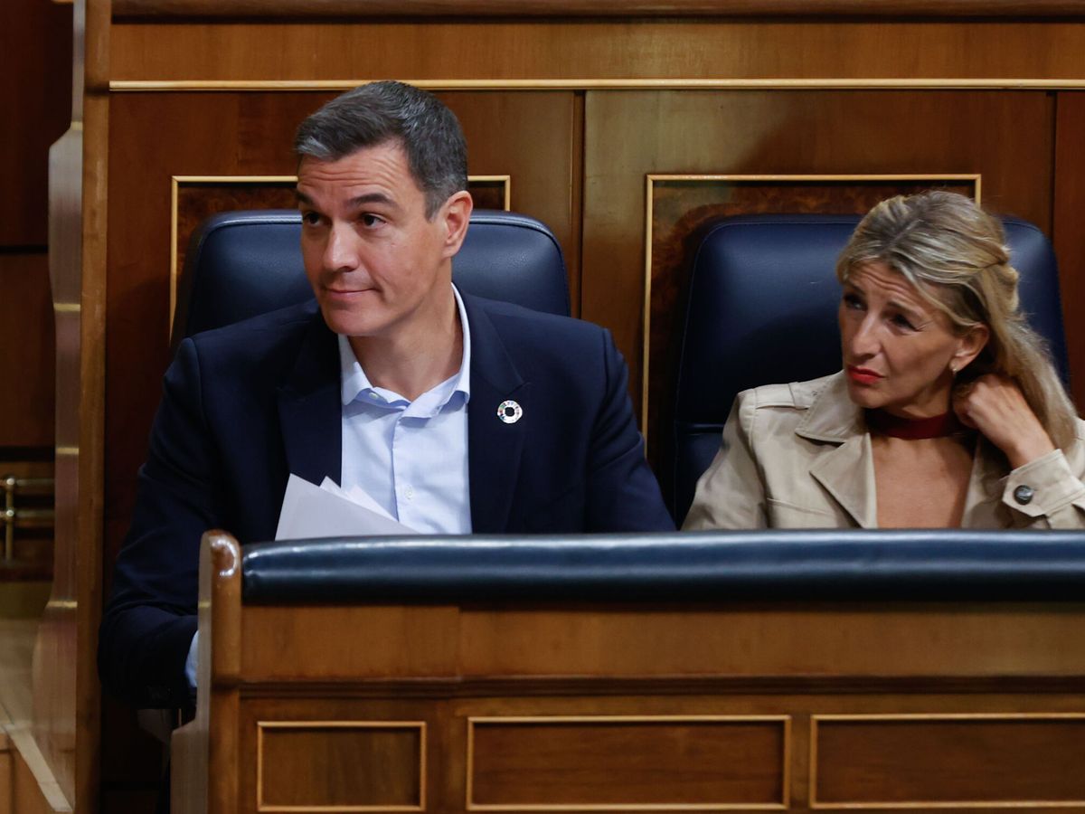 Foto: Pedro Sánchez y Yolanda Díaz en el Congreso. (EFE/Javier Lizón)