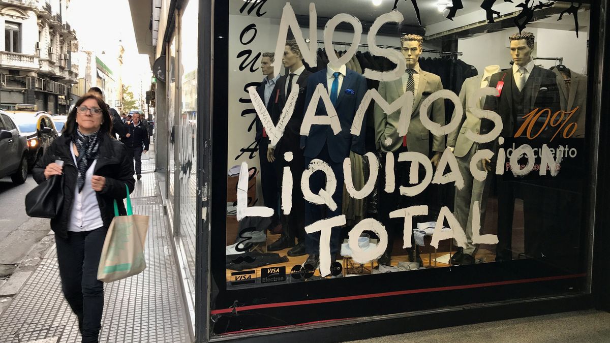 Perfumes no, coches de lujo sí: esta vez, los ricos de Argentina sí han notado la crisis