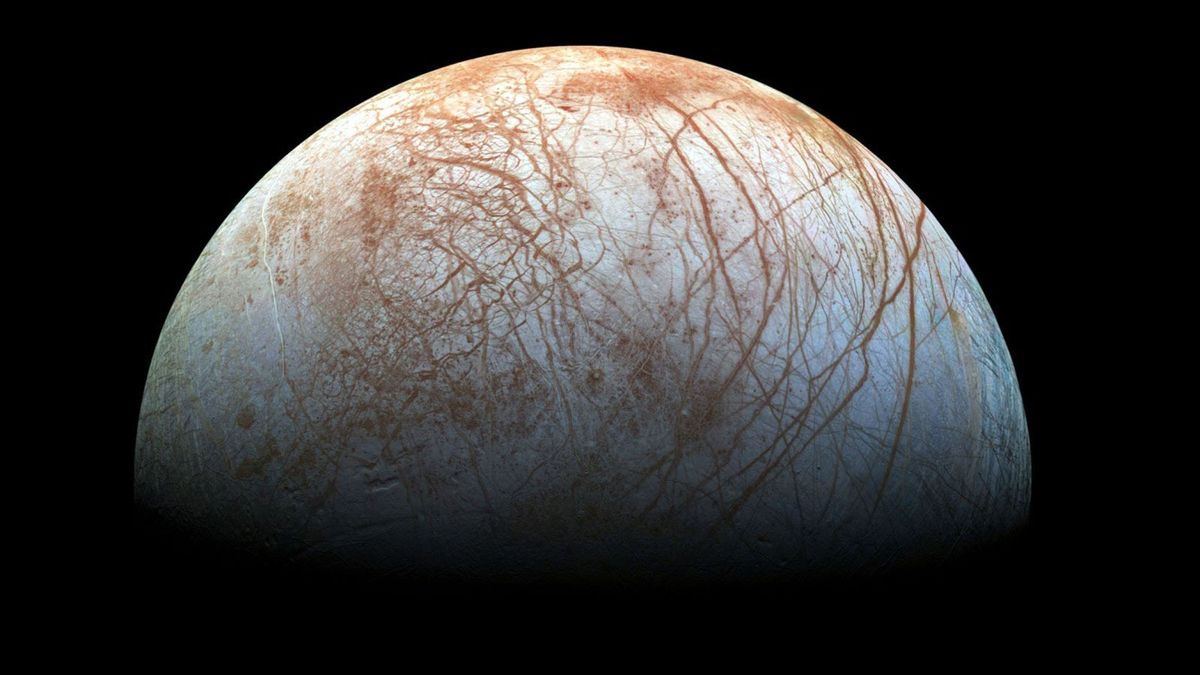 Esta luna de Júpiter produce cada día oxígeno suficiente para un millón de personas