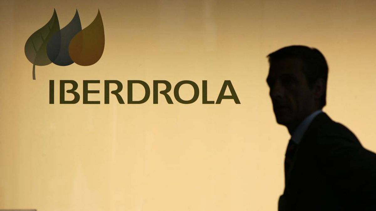 Iberdrola jubilará a 3.500 empleados para bajar costes y fichar jóvenes tecnológicos