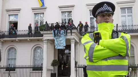 'Mahknovistas de Londres': okupar mansiones de oligarcas rusos para meter a refugiados