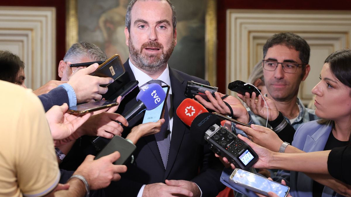 El Gobierno elige a Álvaro López Barceló para sustituir a Conthe al frente del FROB
